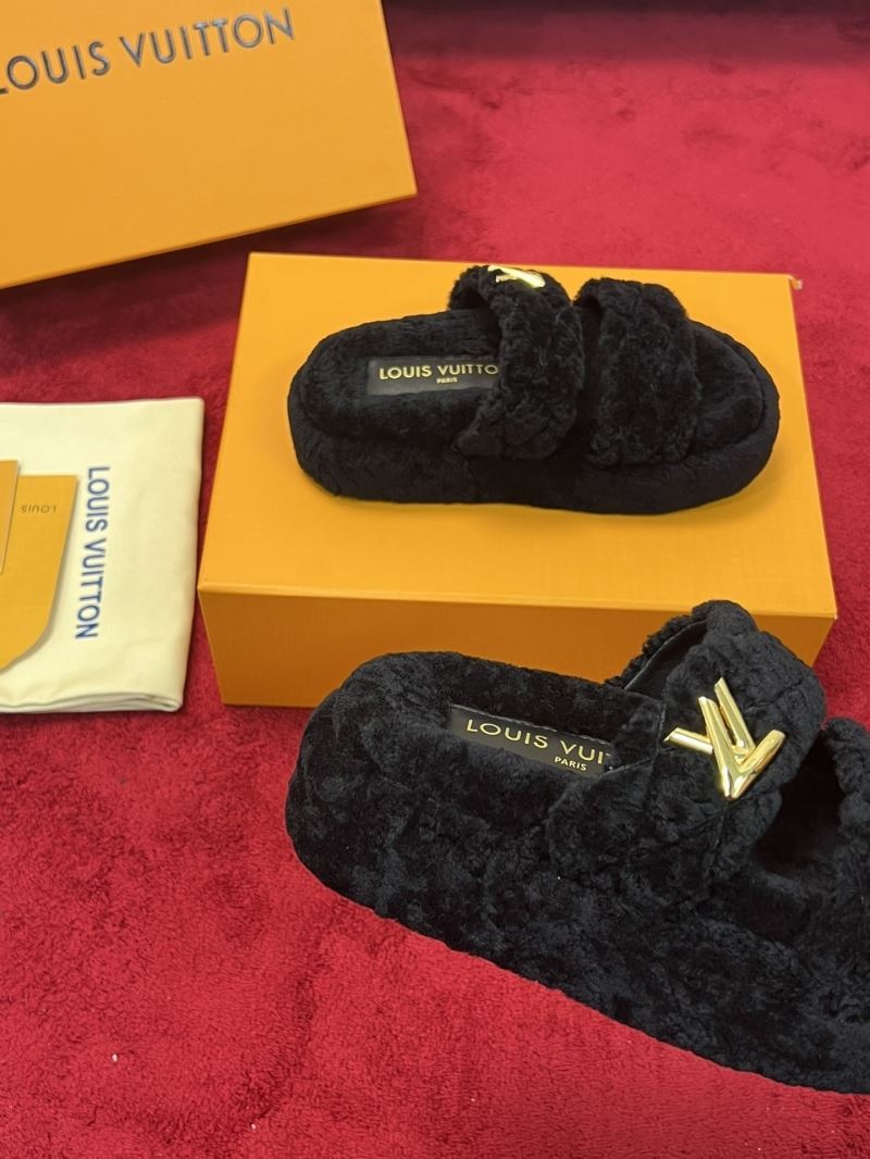 Louis Vuitton Slippers